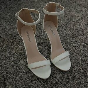 Boohoo White Heels
